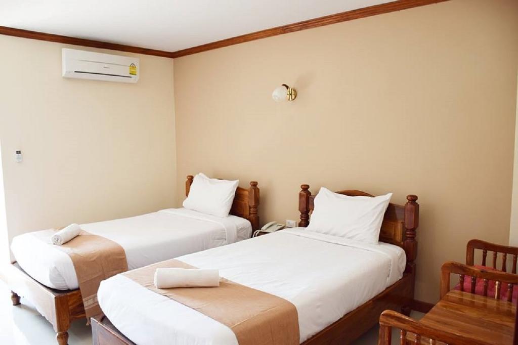 Np Residence Nakhon Phanom Zimmer foto